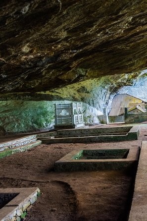 Belilena Cave