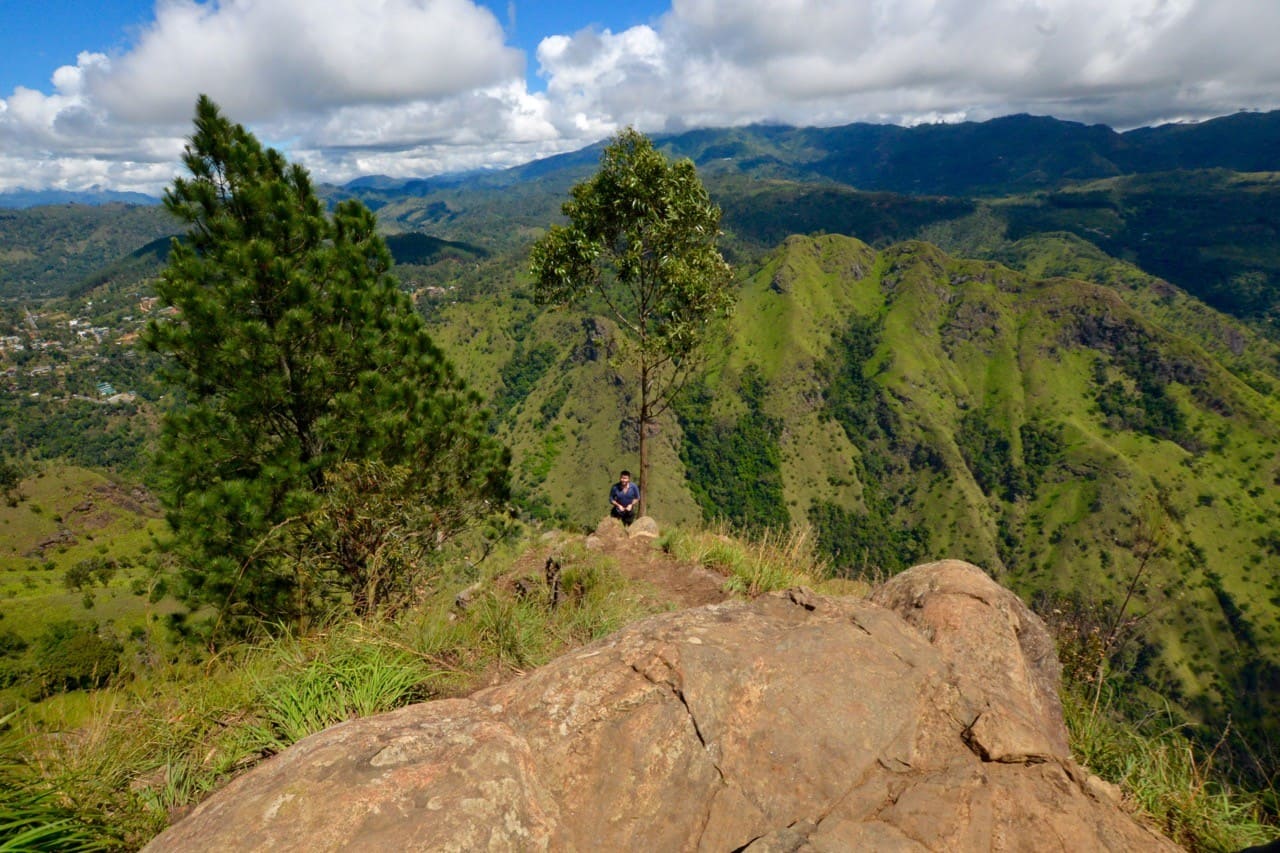 Ella Rock view point Sri Lanka MIracle Planets