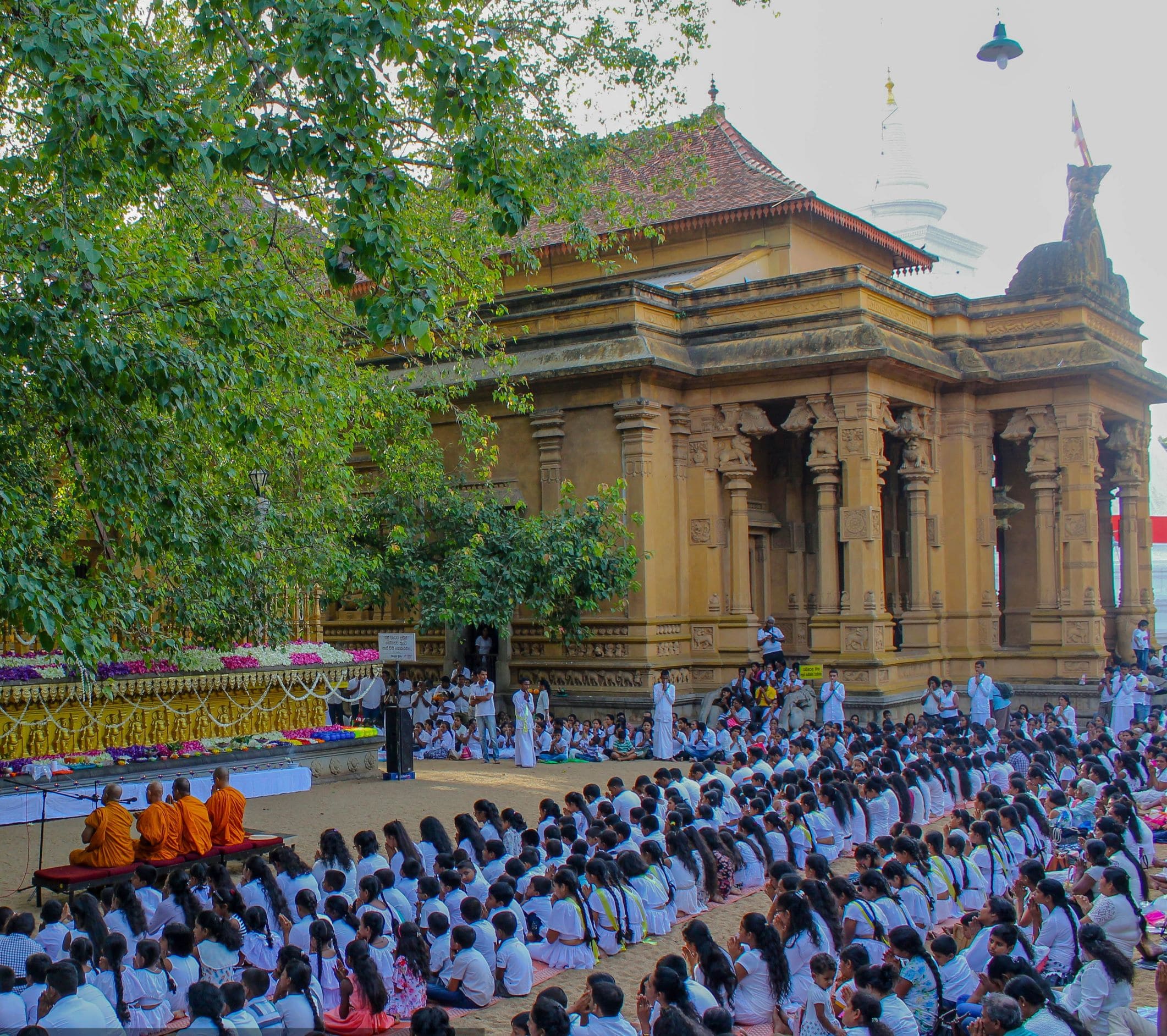 Kelaniya Raja Maha Viharaya Sri Lanka Miracle Planets