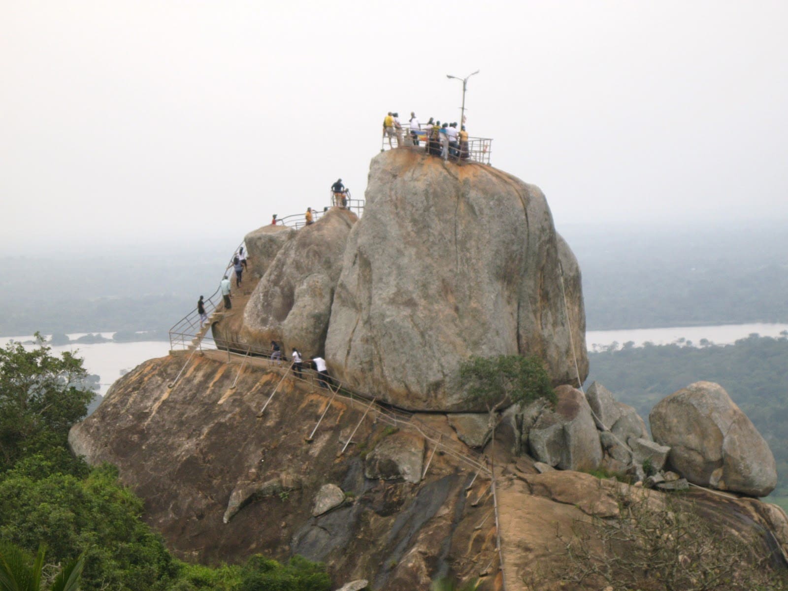 Mihinthalaya viharaya Sri Lanka Miracle Planets