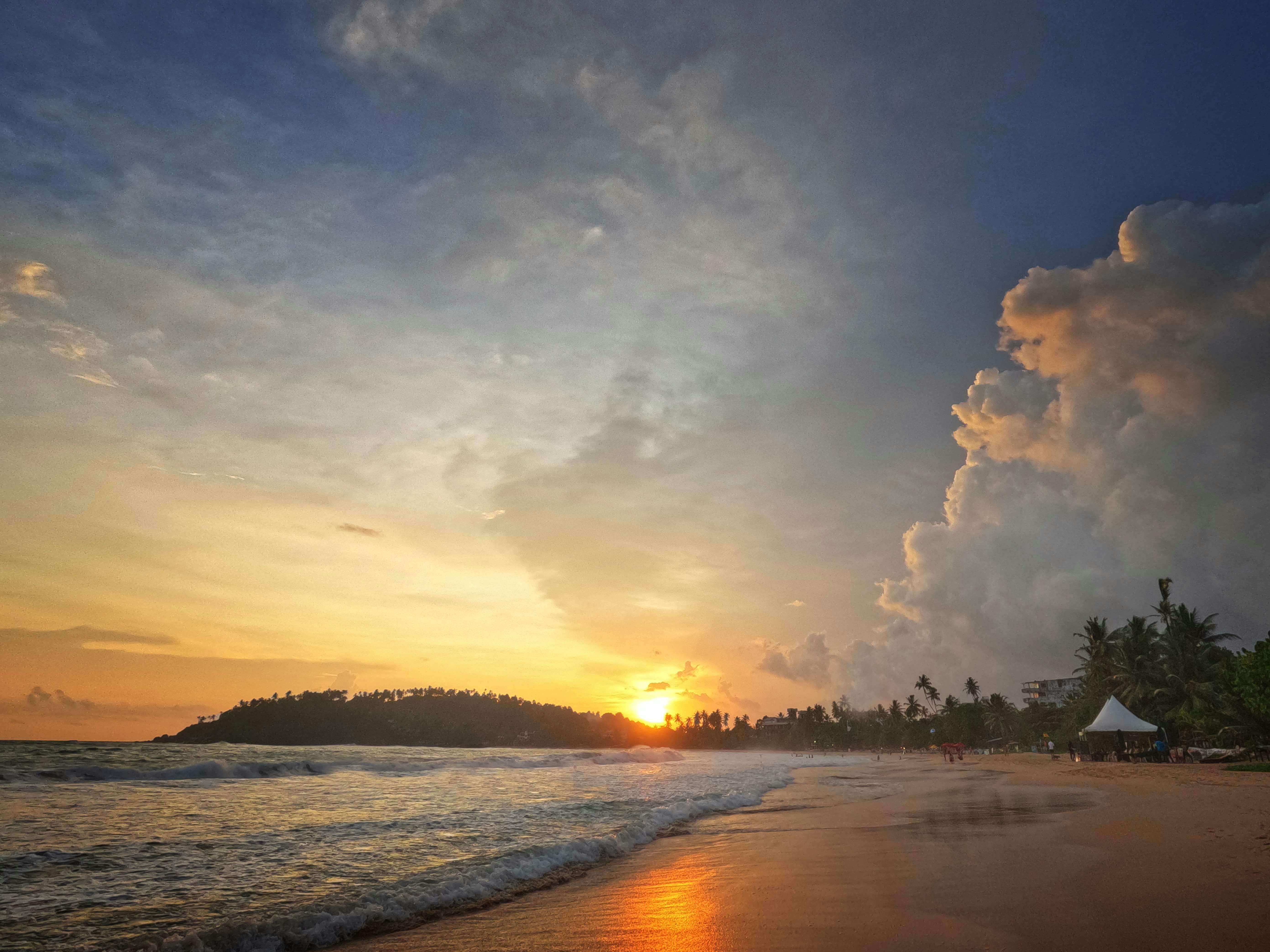 Mirissa Beach Sri Lanka Miracle Planets