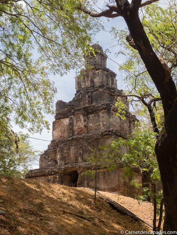Polonnaruwa Anc City Sri Lanka Miracle  Planets