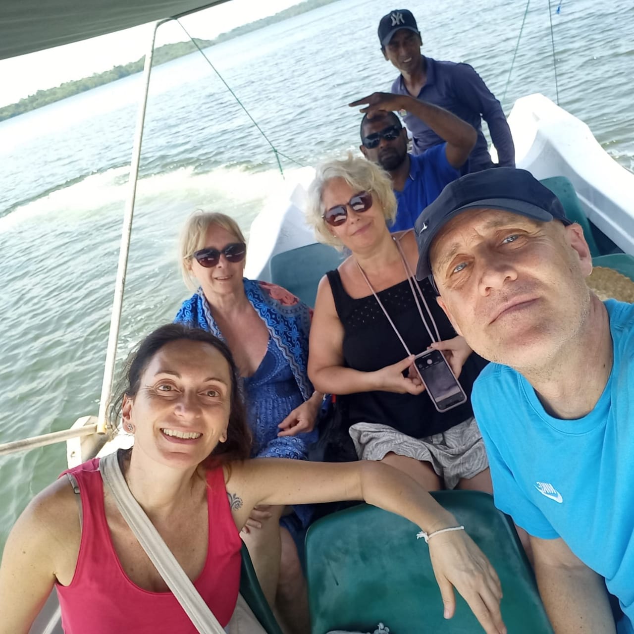 Jems tours Miracle Planets Sri Lanka